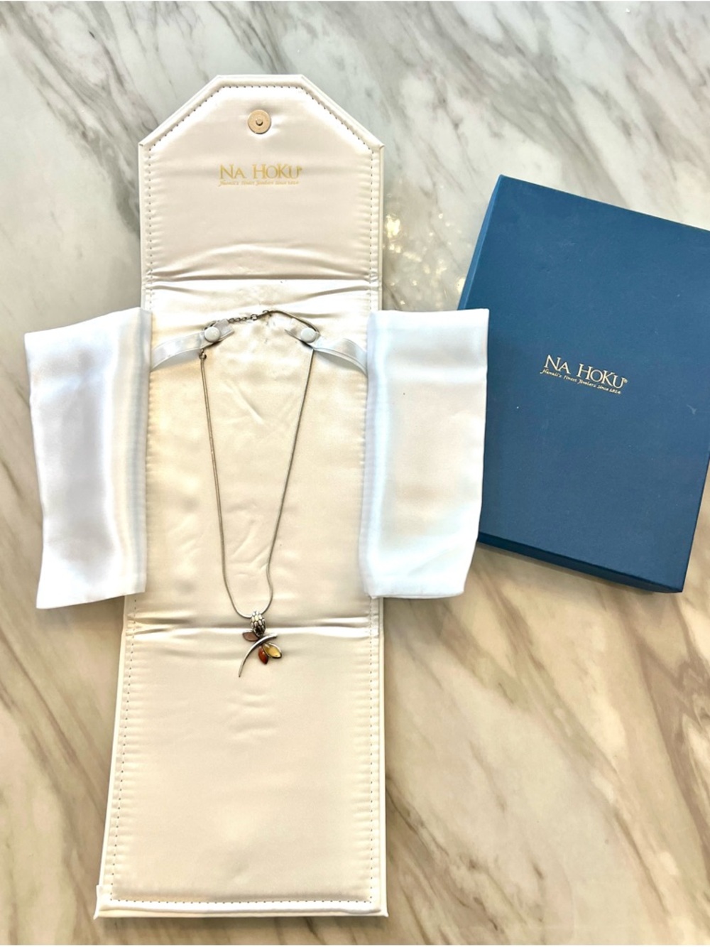 Na Hoku Limited Edition 18K White Gold and Sterling Silver Dragonfly Necklace